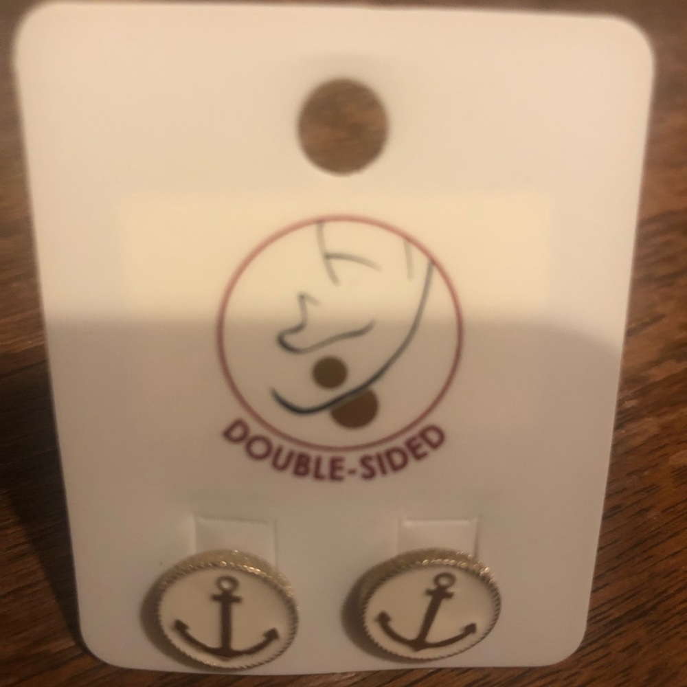 Bundle two bracelets and anchor earrings